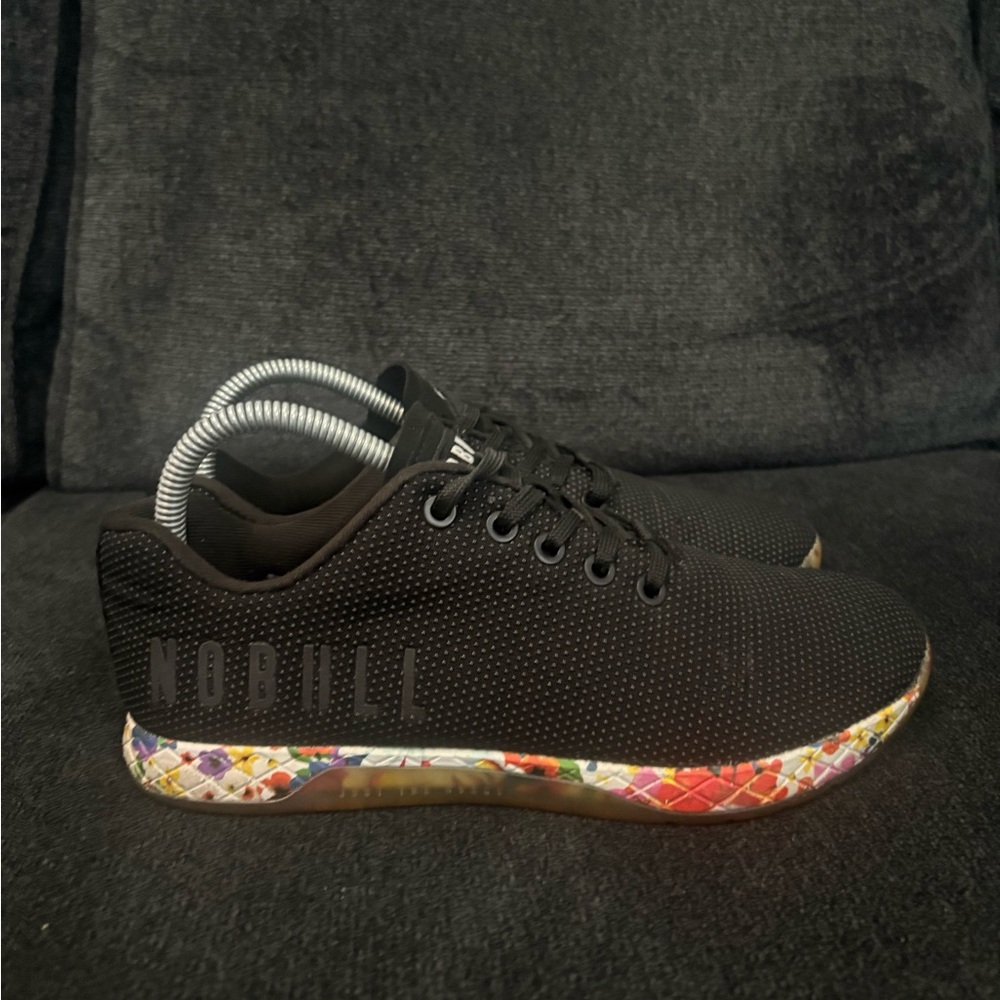 Nobull Outwork Women's 8.5 Black Daisy Shoes Sneaker Durable Water-Repellent